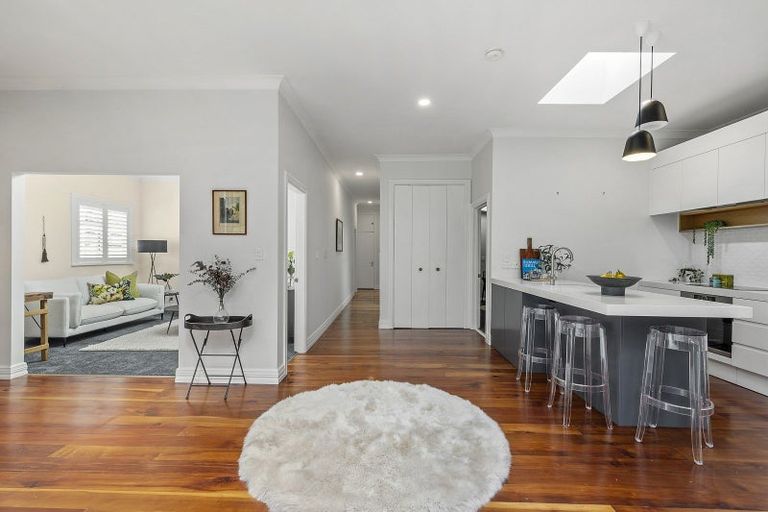 Photo of property in 55 Mckinley Crescent, Brooklyn, Wellington, 6021