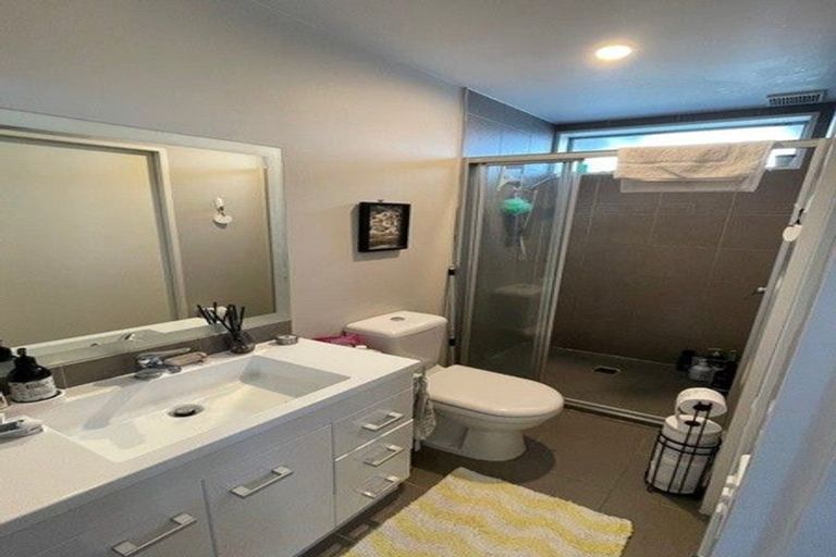 Photo of property in 34a Taramea Place, Addington, Christchurch, 8024