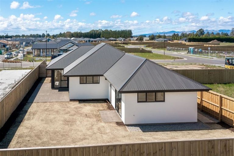 Photo of property in 36 Marcoola Drive, Rolleston, 7614