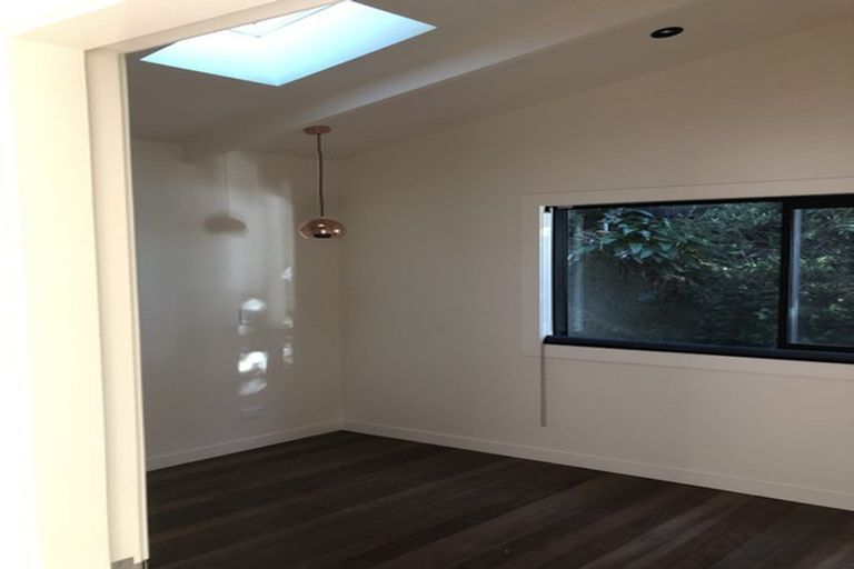 Photo of property in 725 Marine Drive, Eastbourne, Lower Hutt, 5013