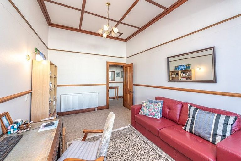 Photo of property in 5 Argyle Street, Whanganui, 4500