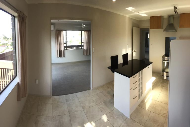 Photo of property in 29a Stanmore Bay Road, Stanmore Bay, Whangaparaoa, 0932