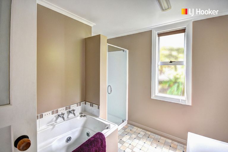 Photo of property in 22 Wharfdale Street, Macandrew Bay, Dunedin, 9014