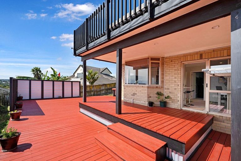 Photo of property in 10 San Fernando Way, Henderson, Auckland, 0612