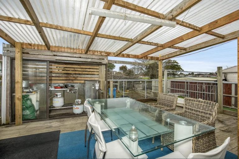 Photo of property in 231 East Tamaki Road, Otara, Auckland, 2023