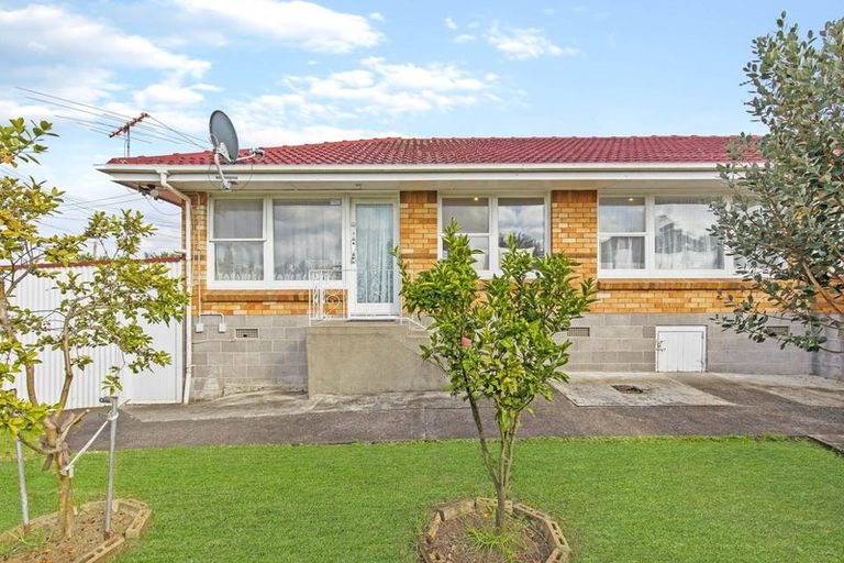 Photo of property in 1/27 Malone Road, Mount Wellington, Auckland, 1060