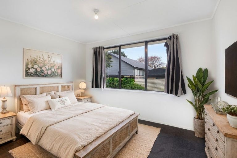 Photo of property in 45 Karen Crescent, Dinsdale, Hamilton, 3204