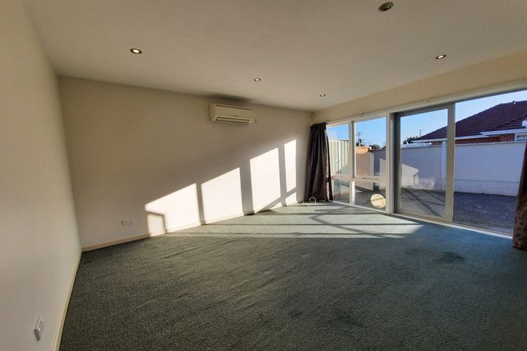 Photo of property in 2/110 Martin Street, Wallaceville, Upper Hutt, 5018