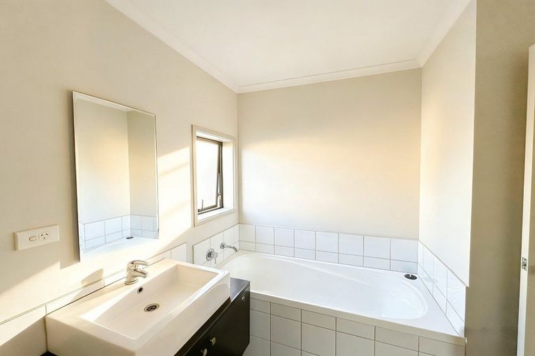 Photo of property in St Claire Village, 223/172 Mcleod Road, Te Atatu South, Auckland, 0610