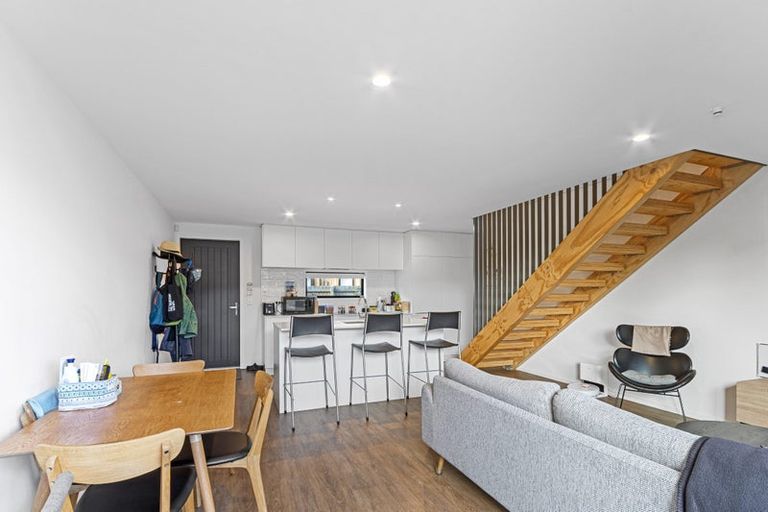 Photo of property in 2/45 Division Street, Riccarton, Christchurch, 8041