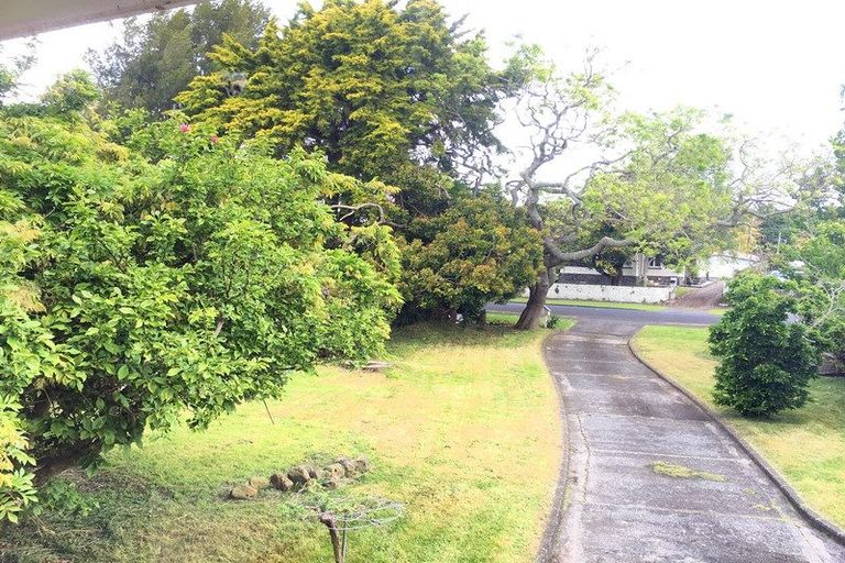 Photo of property in 11 Clark Road, Pahurehure, Papakura, 2113