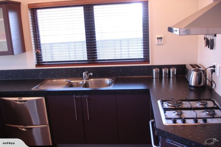 Photo of property in 90 Kentwood Drive, Woodridge, Wellington, 6037