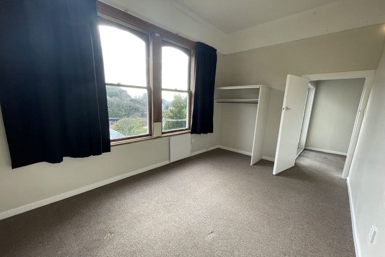 Photo of property in 28 Maarama Crescent, Aro Valley, Wellington, 6021