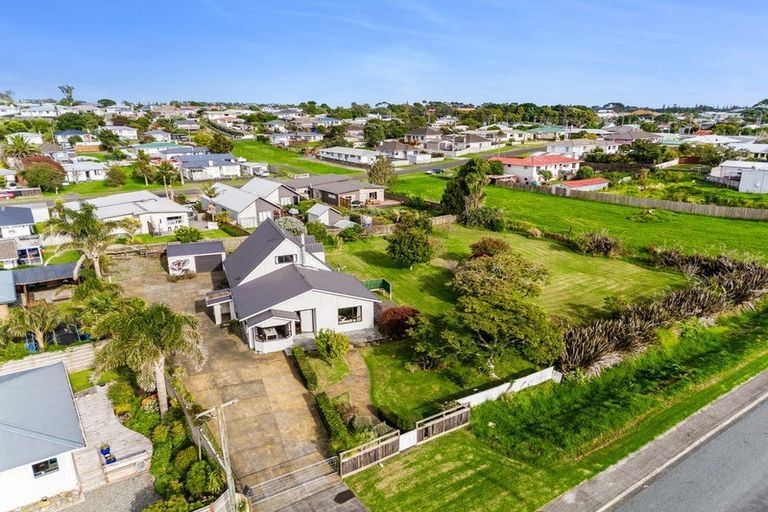 Photo of property in 59 Blake Street, Waitara, 4320