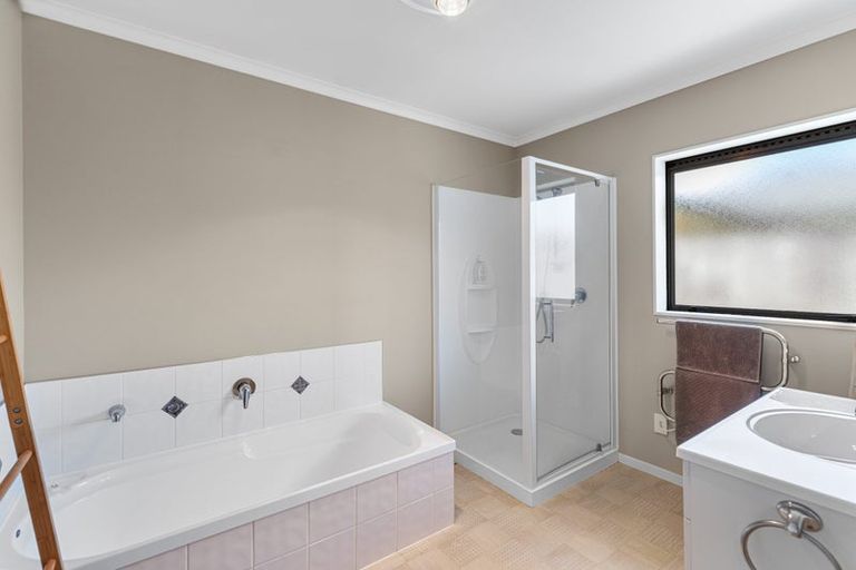 Photo of property in 7a Shrule Place, Huntington, Hamilton, 3210