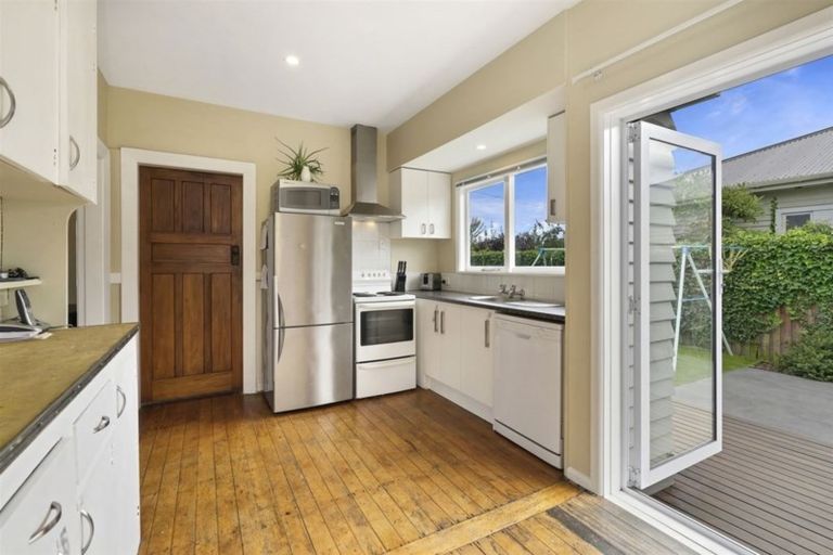Photo of property in 41 Garvins Road, Hornby, Christchurch, 8042