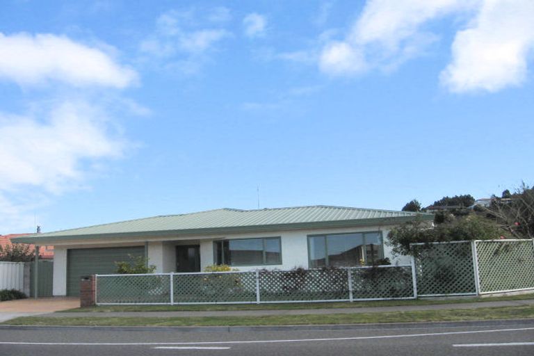 Photo of property in 94 Church Road, Taradale, Napier, 4112