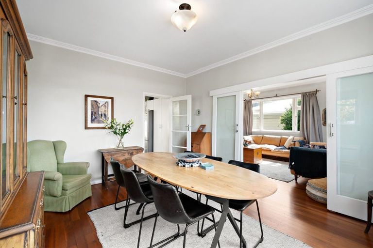 Photo of property in 35 Upper Bourke Street, Kilbirnie, Wellington, 6022