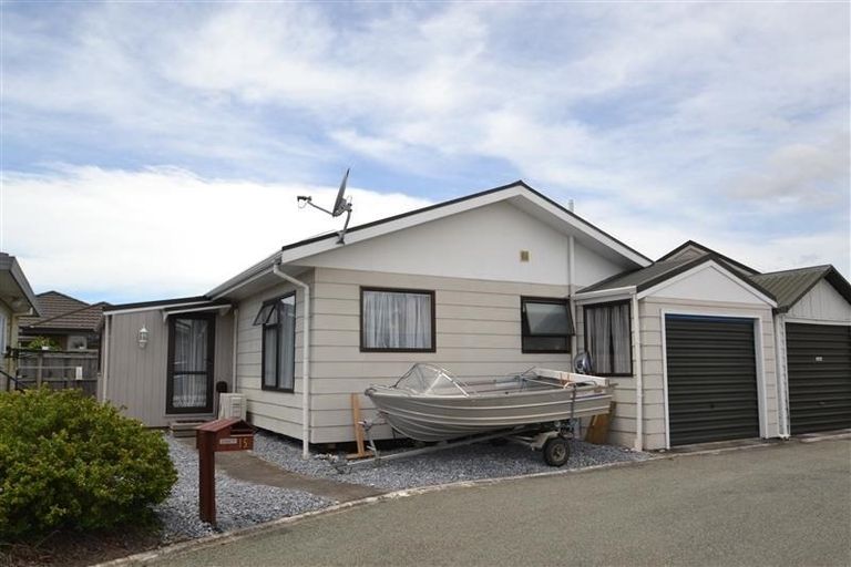 Photo of property in 15 Ashcroft Place, Richmond, 7020