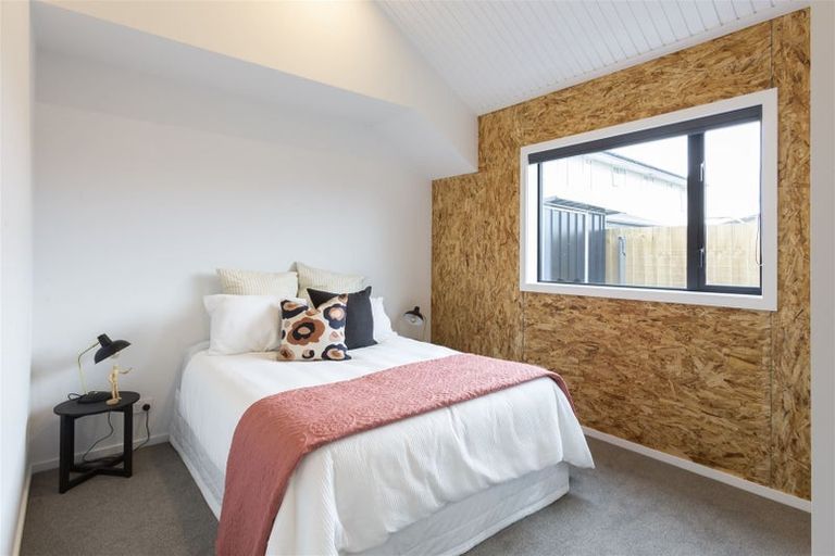 Photo of property in 2/24 Rookwood Avenue, New Brighton, Christchurch, 8083