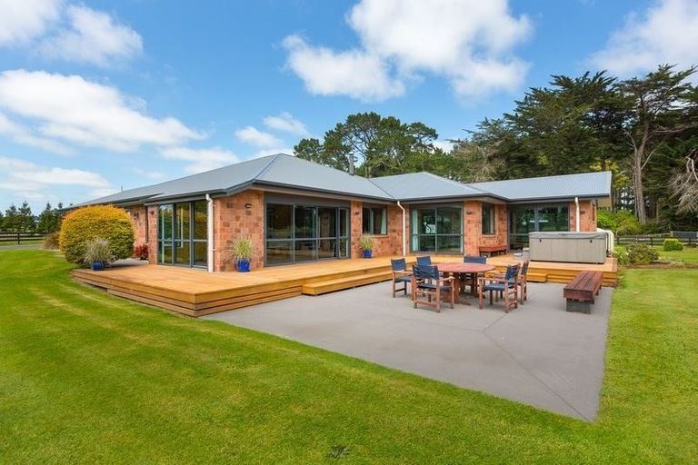 Photo of property in 225a Kairau Road, Brixton, New Plymouth, 4373