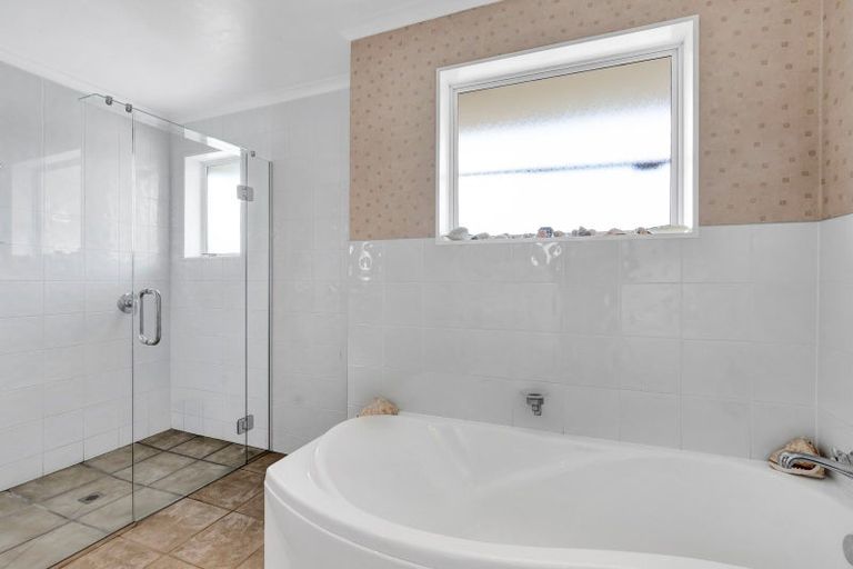 Photo of property in 227 Pembroke Road, Pembroke, Stratford, 4391