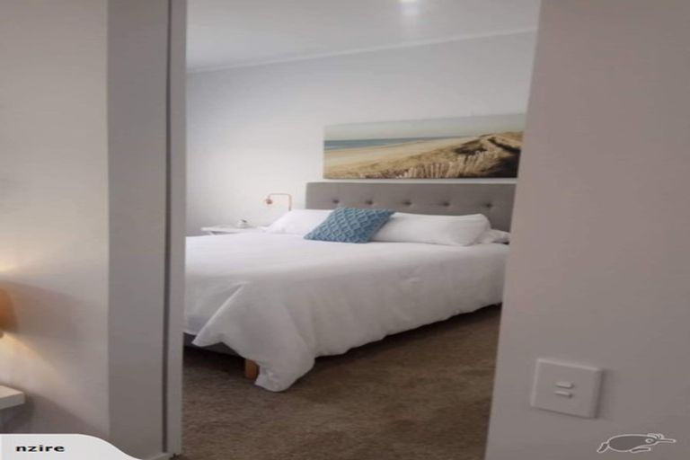 Photo of property in 2/19 Oban Road, Browns Bay, Auckland, 0630