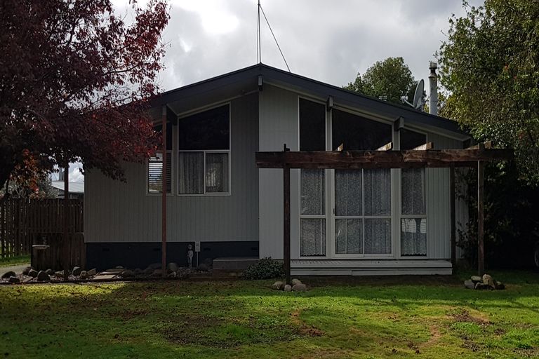 Photo of property in 56 Oakfield Crescent, Pukete, Hamilton, 3200