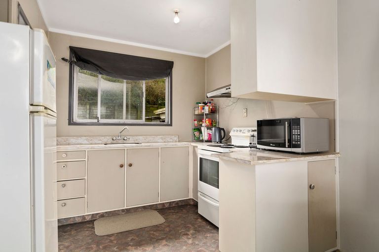 Photo of property in 2/24 Kingswood Road, Brookfield, Tauranga, 3110