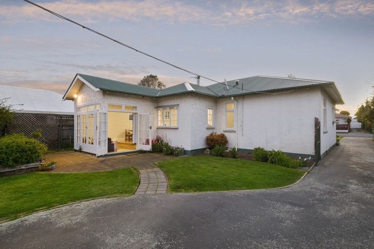 Photo of property in 132 Birdwood Avenue, Beckenham, Christchurch, 8023
