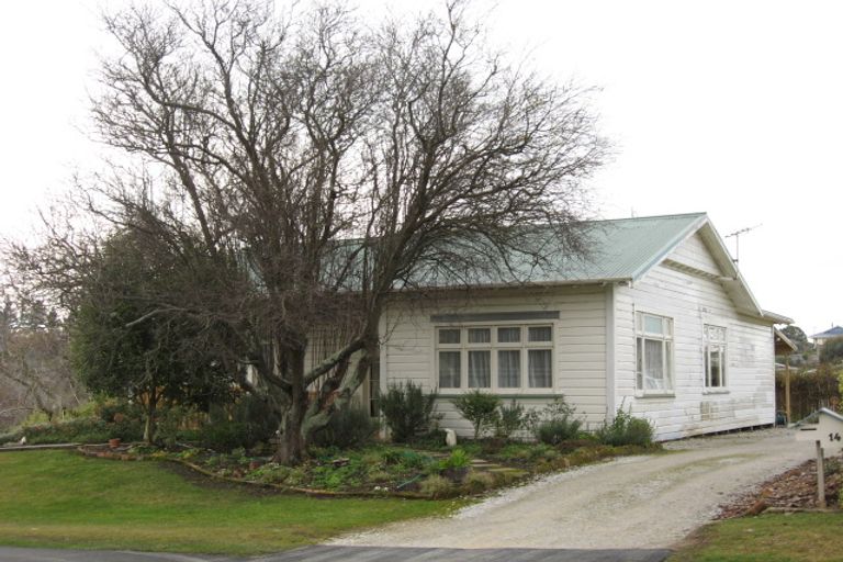 Photo of property in 14 Beach Street, Waikouaiti, 9510