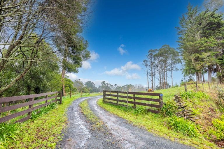 Photo of property in 363 Limeworks Loop Road, Te Pahu, Hamilton, 3285