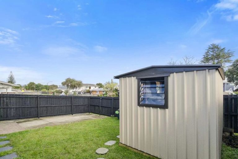 Photo of property in 1/25 Wycherley Drive, Bucklands Beach, Auckland, 2014