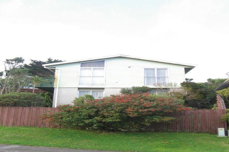 Photo of property in 9 Ceres Crescent, Johnsonville, Wellington, 6037