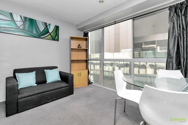 Photo of property in Harvard On Hobson Apartments, 2n/147 Hobson Street, Auckland Central, Auckland, 1010