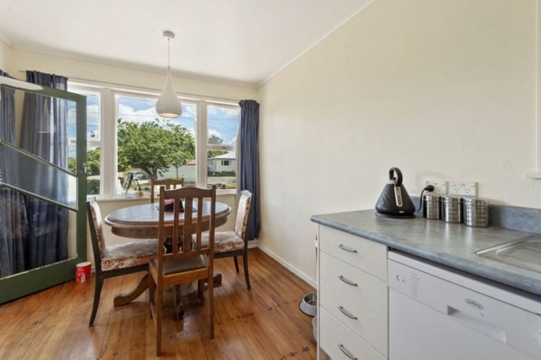 Photo of property in 44 Bruce Avenue, Glenview, Hamilton, 3206