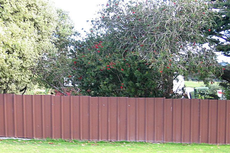 Photo of property in 42 Foster Crescent, Snells Beach, 0920