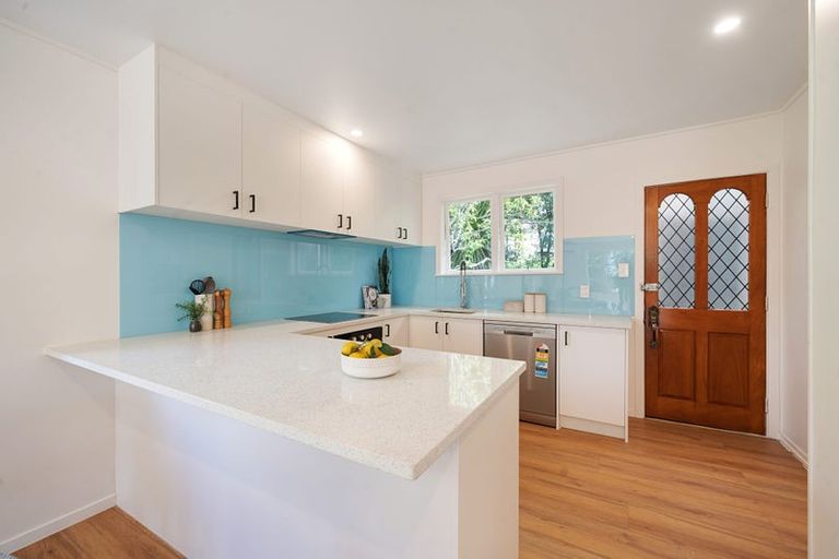 Photo of property in 10a Glenorchy Street, Glen Eden, Auckland, 0602