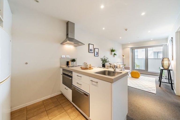 Photo of property in Soho Apartments, 1004/74 Taranaki Street, Te Aro, Wellington, 6011