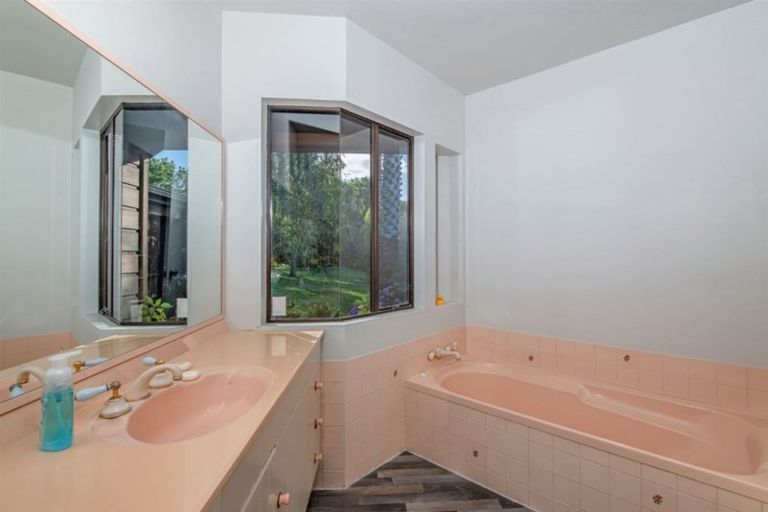 Photo of property in 115 Shelly Beach Road, Shelly Beach, Helensville, 0874