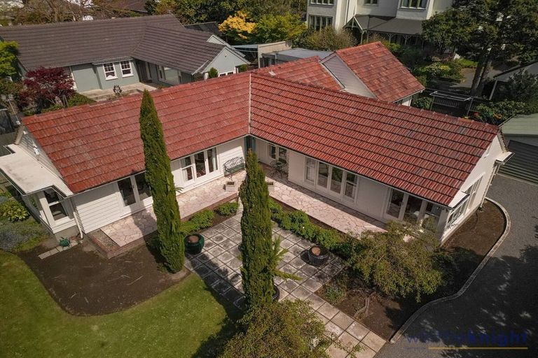 Photo of property in 397b Papanui Road, Strowan, Christchurch, 8052