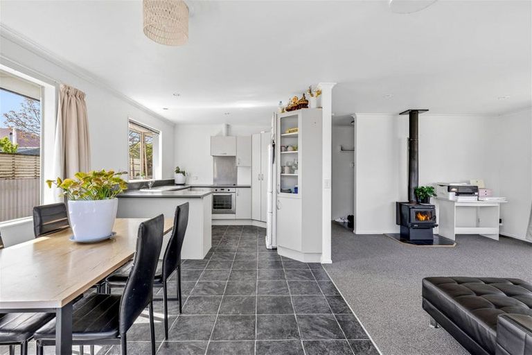 Photo of property in 30 Feary Crescent, Takaka, 7110