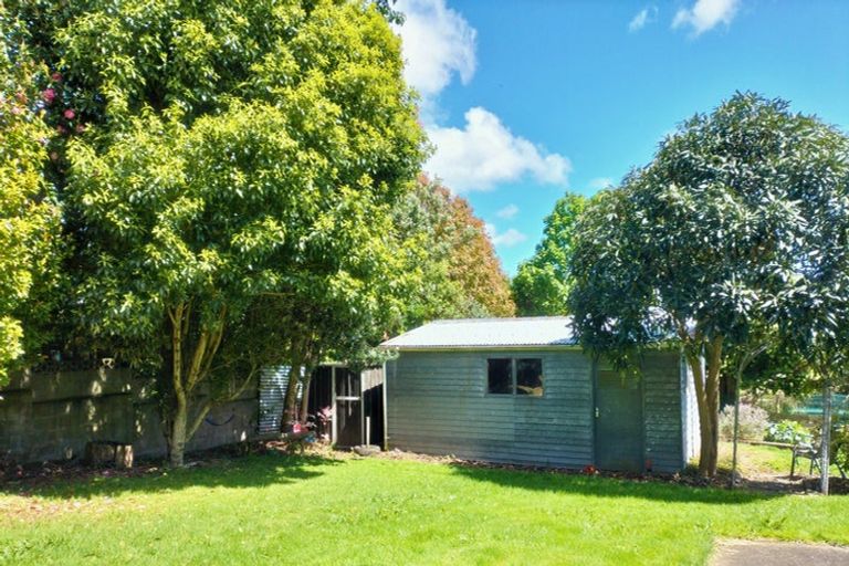Photo of property in 27 Galt Street, Hawera, 4610