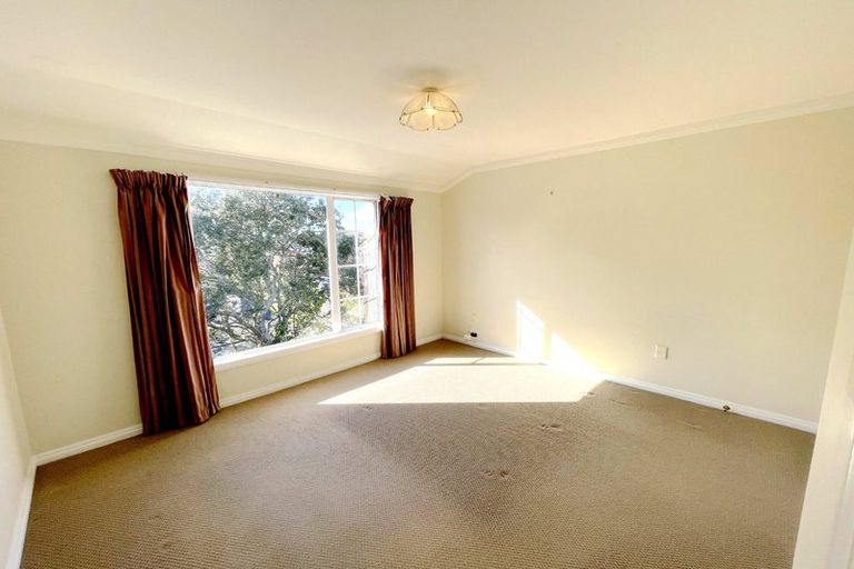 Photo of property in 94 Glenvar Road, Torbay, Auckland, 0630