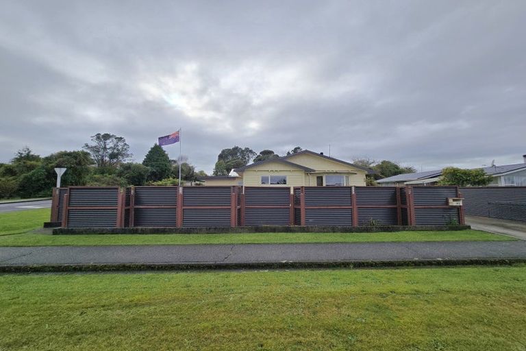 Photo of property in 182 Stafford Street, Hokitika, 7810