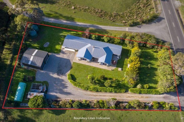 Photo of property in 5523 Masterton Castlepoint Road, Tinui, Masterton, 5889