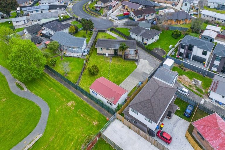 Photo of property in 12 Tiari Place, Mangere East, Auckland, 2024