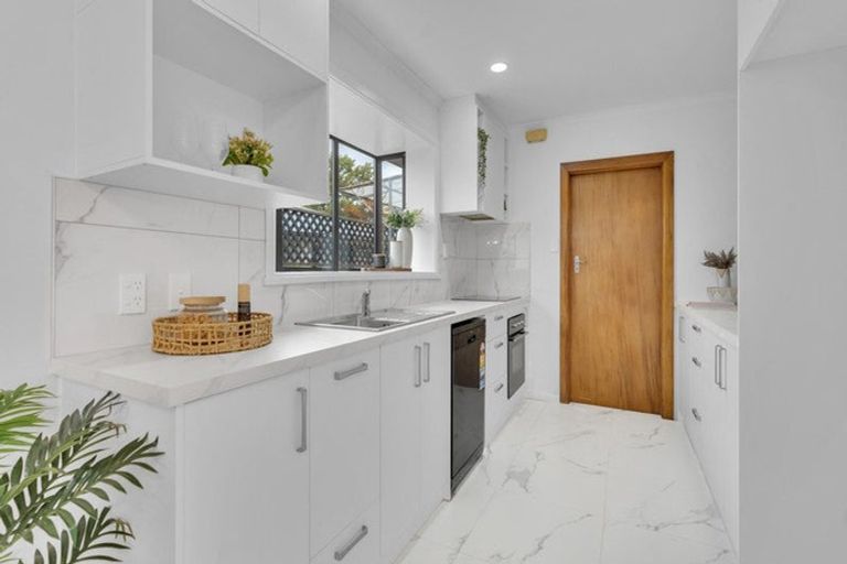 Photo of property in 220 Harewood Road, Bishopdale, Christchurch, 8053