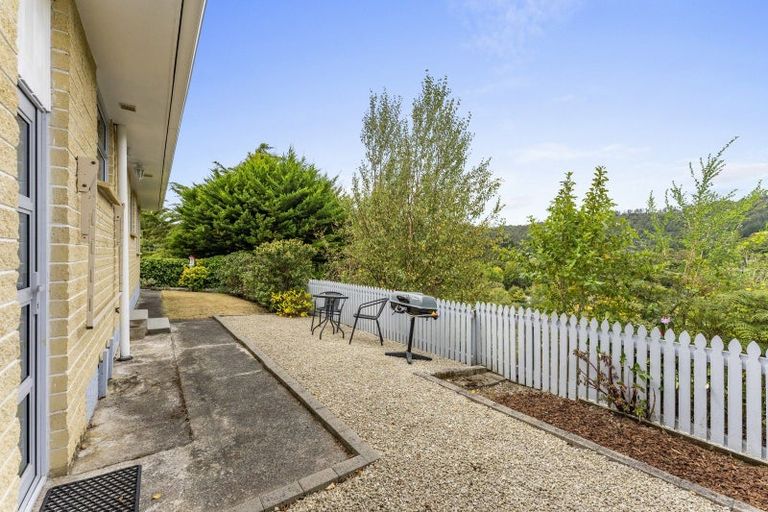 Photo of property in 1/57 Sunbrae Drive, Silverstream, Upper Hutt, 5019