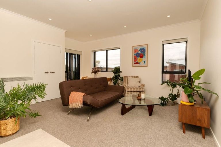 Photo of property in 102/63 Tonar Street, Northcote, Auckland, 0627
